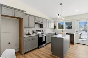 9079 Bunnell Hill Rd, Clearcreek Twp., OH 45458 - Photo 10