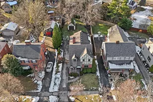 3845 Indianview Ave, Mariemont, OH 45227 - Photo 2