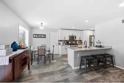 7908 Tawna Drive, West Chester, OH 45069 - Photo 10