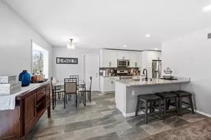 7908 Tawna Dr, West Chester, OH 45069 - Photo 10