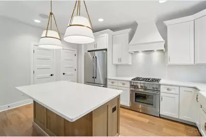 1225 Corbett Street, Cincinnati, OH 45208 - Photo 6