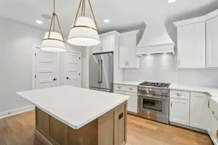 1225 Corbett St, Cincinnati, OH 45208 - Photo 6