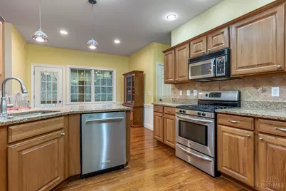 914 Hickory Trail Drive, Wilmington, OH 45177 - Photo 12