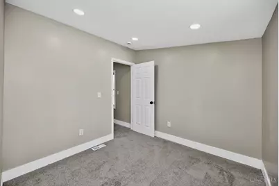 2033 Sundale Avenue, Cincinnati, OH 45239 - Photo 34