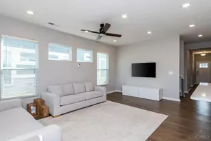 1701 Glade Valley Dr, Washington Twp, OH 45458 - Photo 12