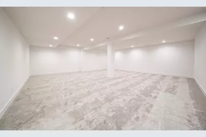 9155 Remy Ct, Clearcreek Twp., OH 45458 - Photo 34