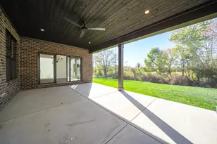 9155 Remy Ct, Clear Creek Township, OH 45458 - Photo 42