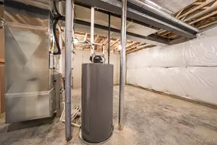 9155 Remy Ct, Clearcreek Twp., OH 45458 - Photo 40