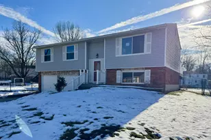 4427 Happiness Ln, Union Township, OH 45245 - Photo 2