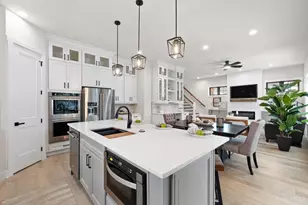 3658 Stettinius Ave, Cincinnati, OH 45208 - Photo 12