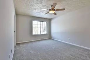 3916 Enterprise Cir, Colerain Township, OH 45252 - Photo 16