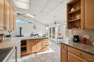 2005 Miles Rd, Springfield Township, OH 45231 - Photo 14