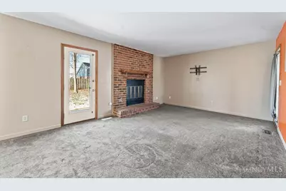 8951 Willowgate Lane, Huber Heights, OH 45424 - Photo 10