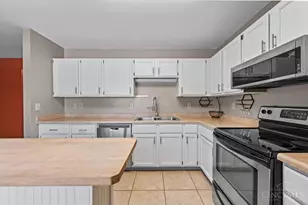 8951 Willowgate Ln, Huber Heights, OH 45424 - Photo 8