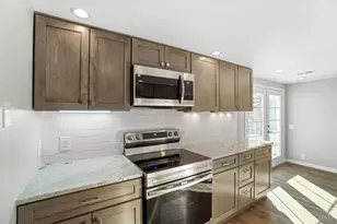 5801 W Fork Rd, Green Township, OH 45247 - Photo 8