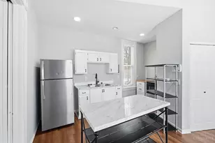 1874 Fairfax Ave, Cincinnati, OH 45207 - Photo 10