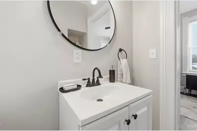 1874 Fairfax Avenue, Cincinnati, OH 45207 - Photo 50