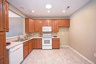 6176 Glenlaurel Drive, Hamilton Township, OH 45039 - Photo 10