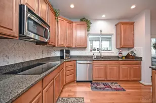 6681 Tree View Dr, Liberty Township, OH 45044 - Photo 10