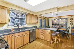 470 Little Turtle Ln, Union Township, OH 45244 - Photo 12