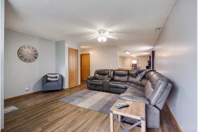 415 Martin Court, Trenton, OH 45067 - Photo 8