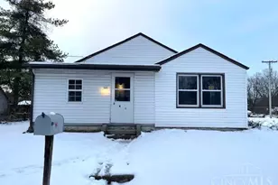 841 Ohio Ave, Wilmington, OH 45177 - Photo 2