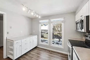 1012 Stratford Ct, Loveland, OH 45140 - Photo 10