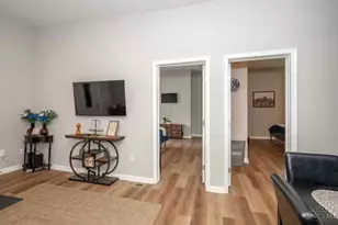 887 Lexington Ave, Cincinnati, OH 45229 - Photo 10