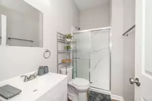 887 Lexington Ave, Cincinnati, OH 45229 - Photo 12