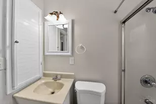 1782 Ashbrook Dr, Cincinnati, OH 45215 - Photo 22