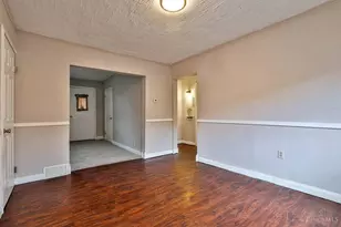 4893 N Overlook Ave, Cincinnati, OH 45238 - Photo 8