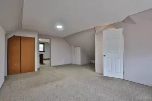 4893 N Overlook Ave, Cincinnati, OH 45238 - Photo 16