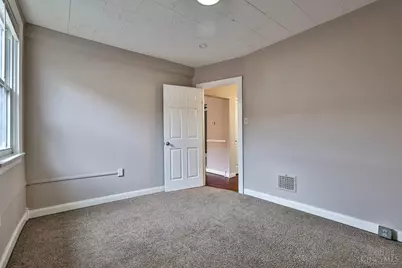 4893 N Overlook Avenue, Cincinnati, OH 45238 - Photo 22
