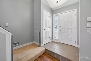 5434 Old Farm Dr, Deerfield Township, OH 45040 - Photo 4