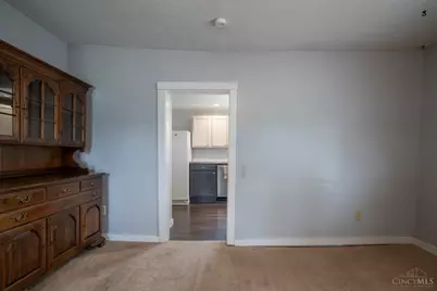 89 E Main Street, Martinsville, OH 45146 - Photo 8