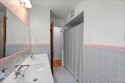 1225 Dean Court, Cincinnati, OH 45230 - Photo 14
