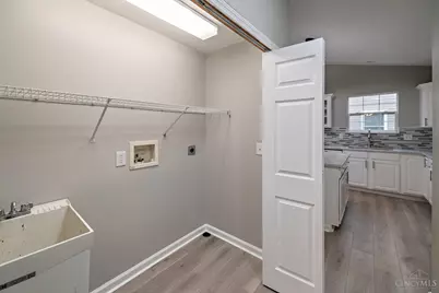 11570 Rose Lane, Springdale, OH 45246 - Photo 14