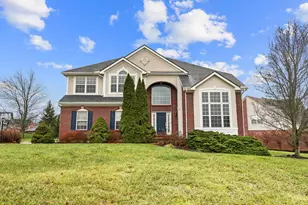 6745 Legacy Ridge Ln, Green Township, OH 45248 - Photo 2