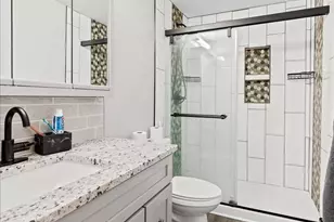 2267 Magdalena Dr, Springfield Township, OH 45231 - Photo 10