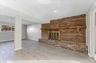 2267 Magdalena Dr, Springfield Township, OH 45231 - Photo 18