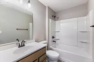 5890 Parkview Ln, Miami Township, OH 45150 - Photo 16