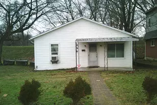 228 Bridge St, Franklin, OH 45005 - Photo 1