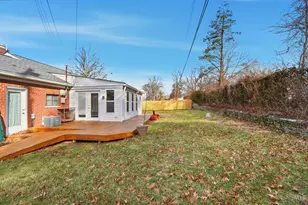 941 Springbrook Dr, Springfield Township, OH 45224 - Photo 2