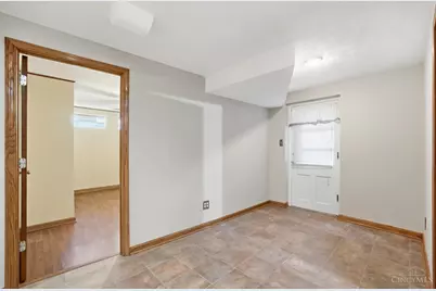 941 Springbrook Drive, Springfield Township, OH 45224 - Photo 32