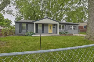 2071 Roosevelt Ave, Springfield Township, OH 45240 - Photo 1
