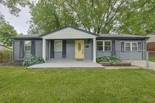 2071 Roosevelt Ave, Springfield Township, OH 45240 - Photo 2