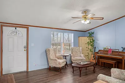 25 Diehl Avenue E, Mowrystown, OH 45155 - Photo 4