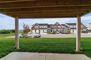 415 Bandon Dunes Ct, Turtle Creek Township, OH 45036 - Photo 28