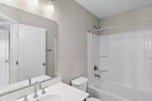 411 Bandon Dunes Ct, Turtle Creek Township, OH 45036 - Photo 20