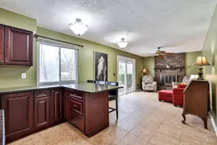 9811 Beau Ln, Springfield Township, OH 45231 - Photo 18